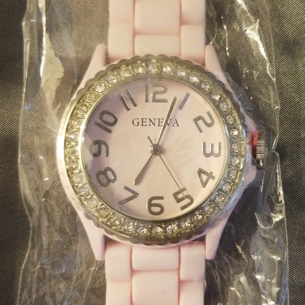 $5 or Free w/purchase NWT Watch